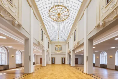 LÖWENSAAL Dresden, Dresden