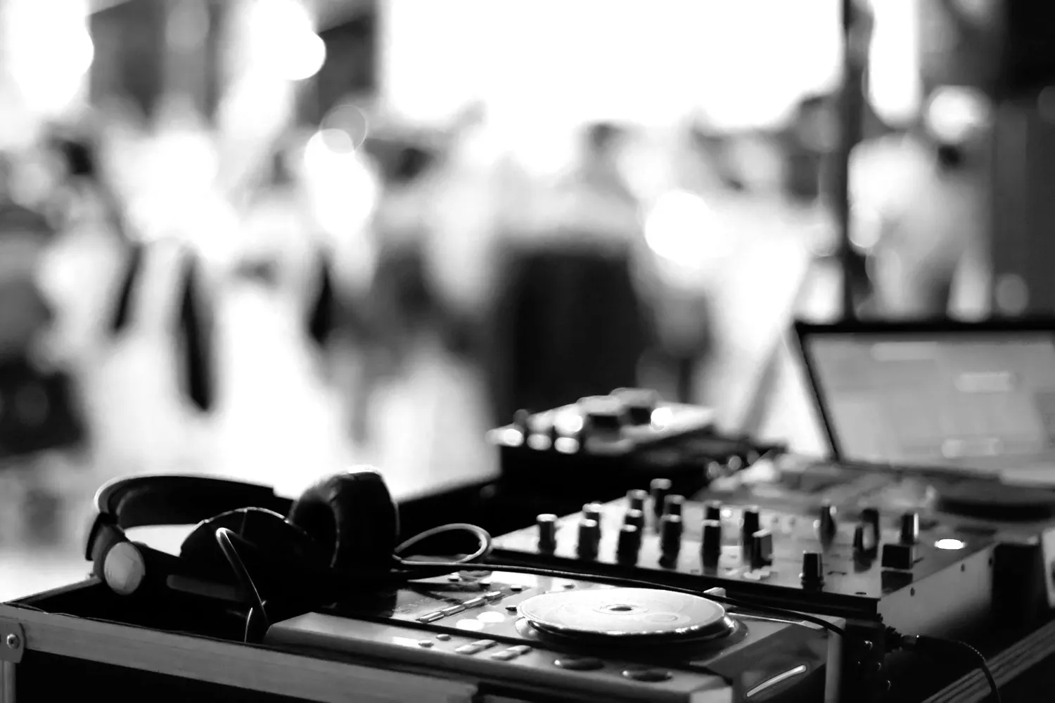 DJ Technik auf einer Hochzeit